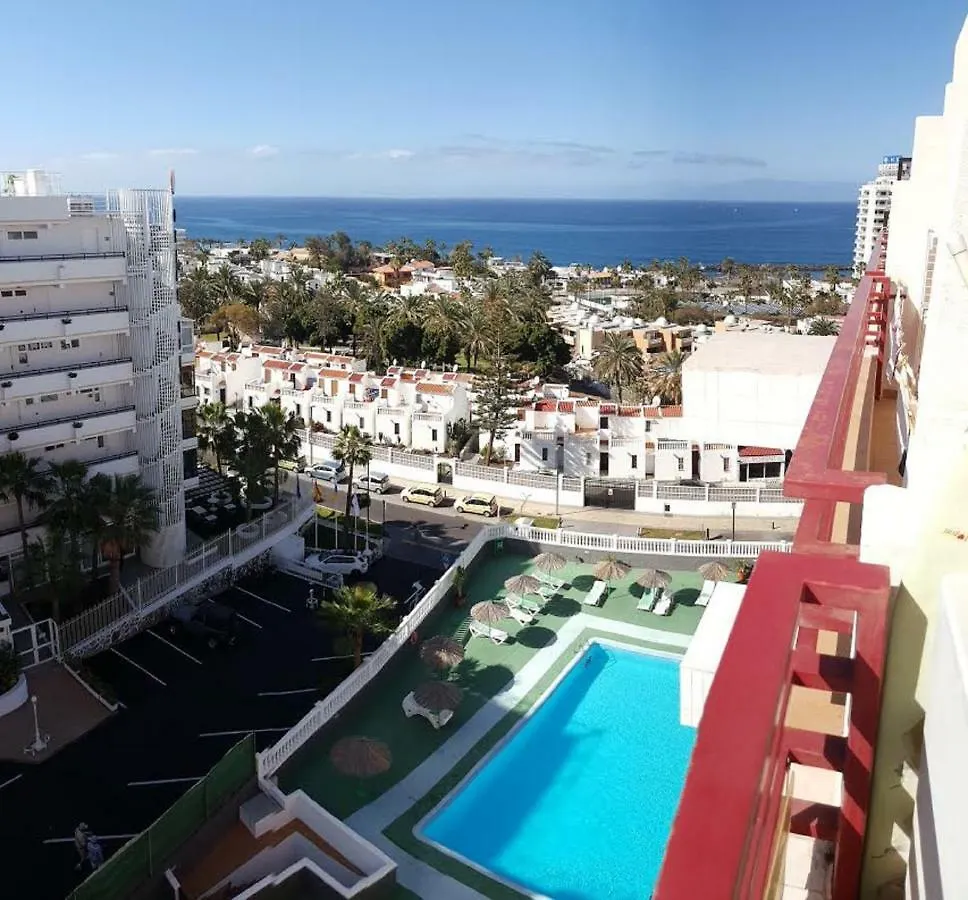 Sea Breeze In Playa De Las Americas With Parking 0*, Playa de las Americas (Tenerife)